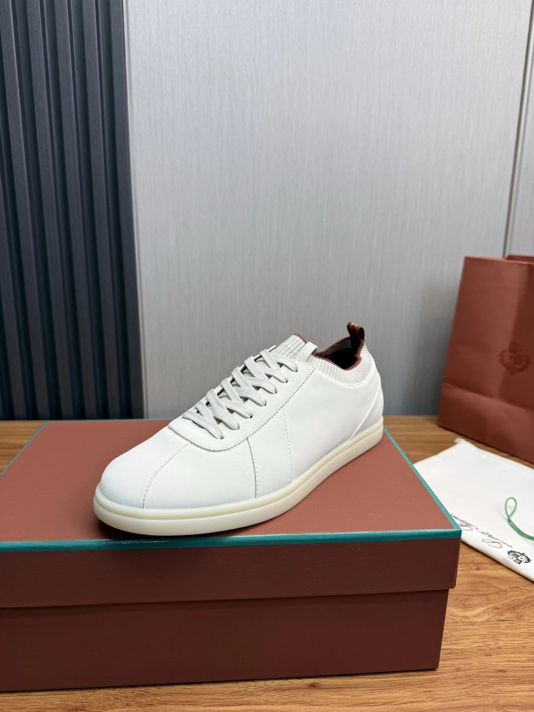 Loro Piana Sneakers — e5a7f91c
