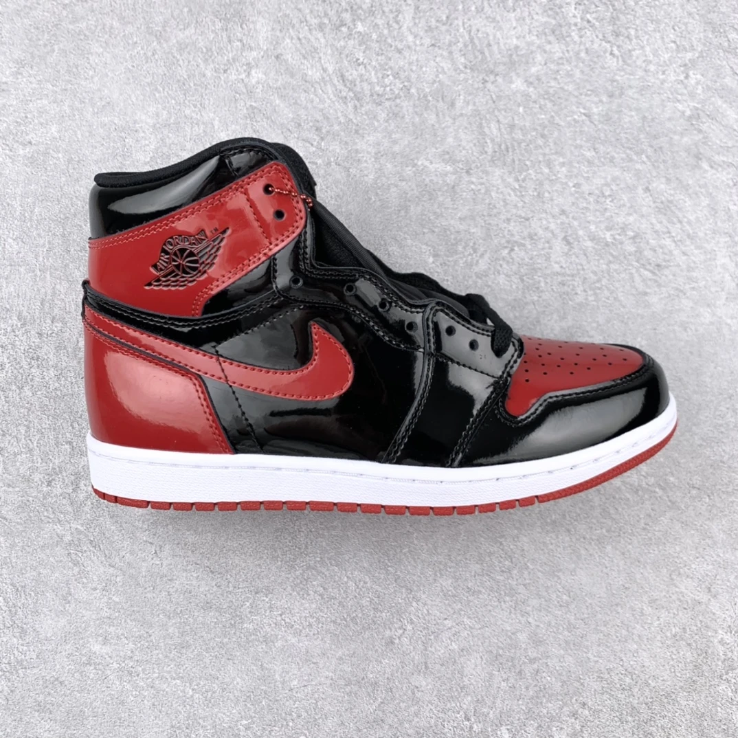 Nike Shoes — d74e8b08