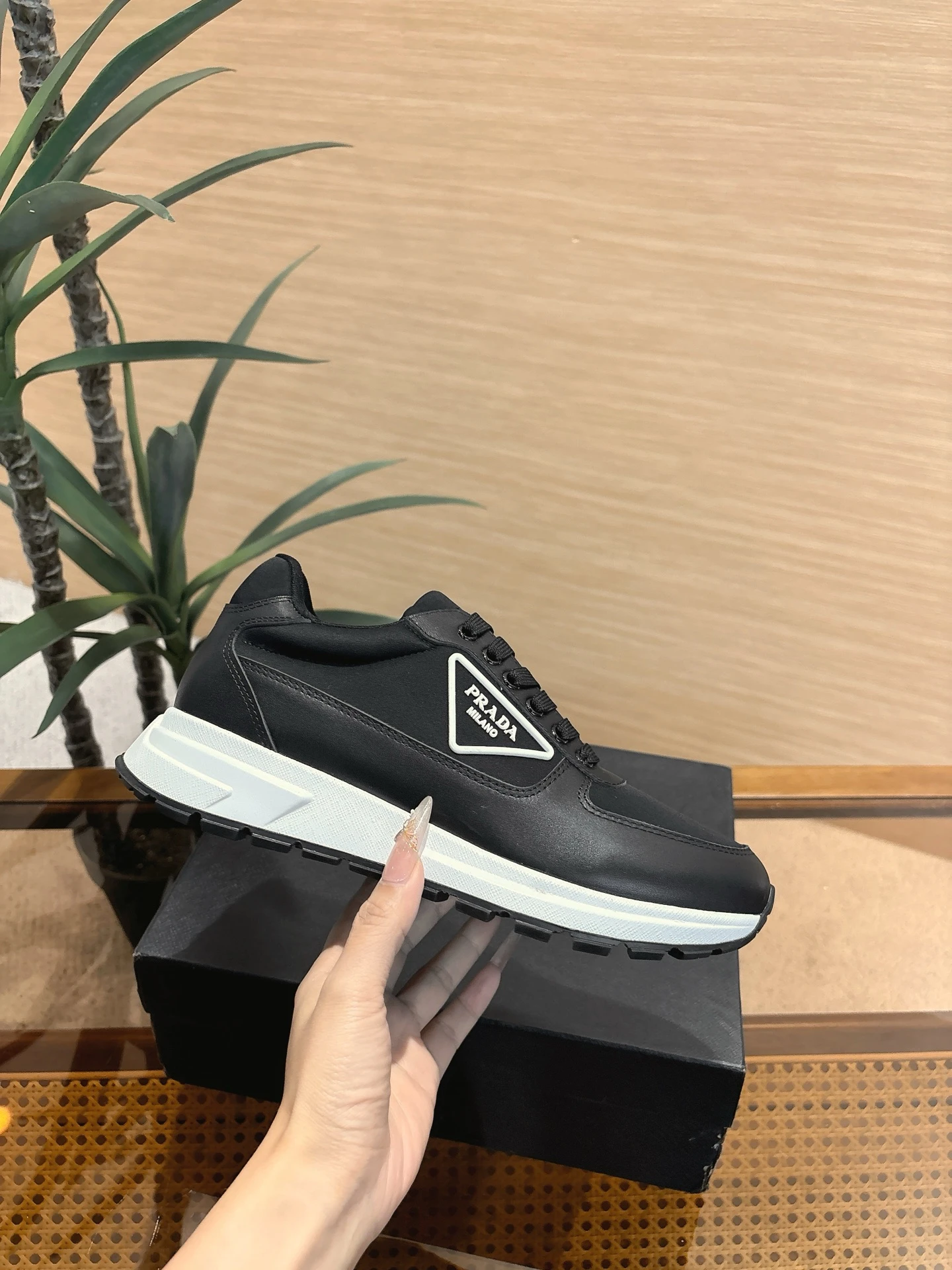 Prada Sneakers — cd363c87