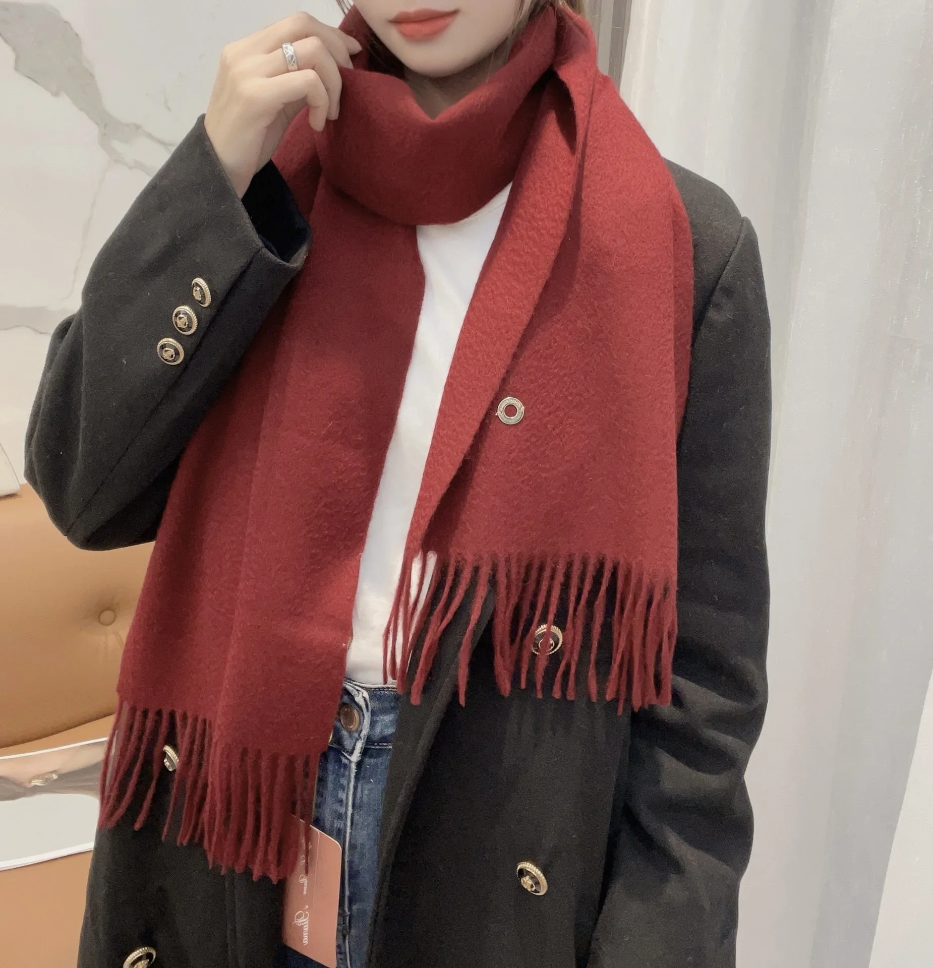 Scarves — b723dfcf