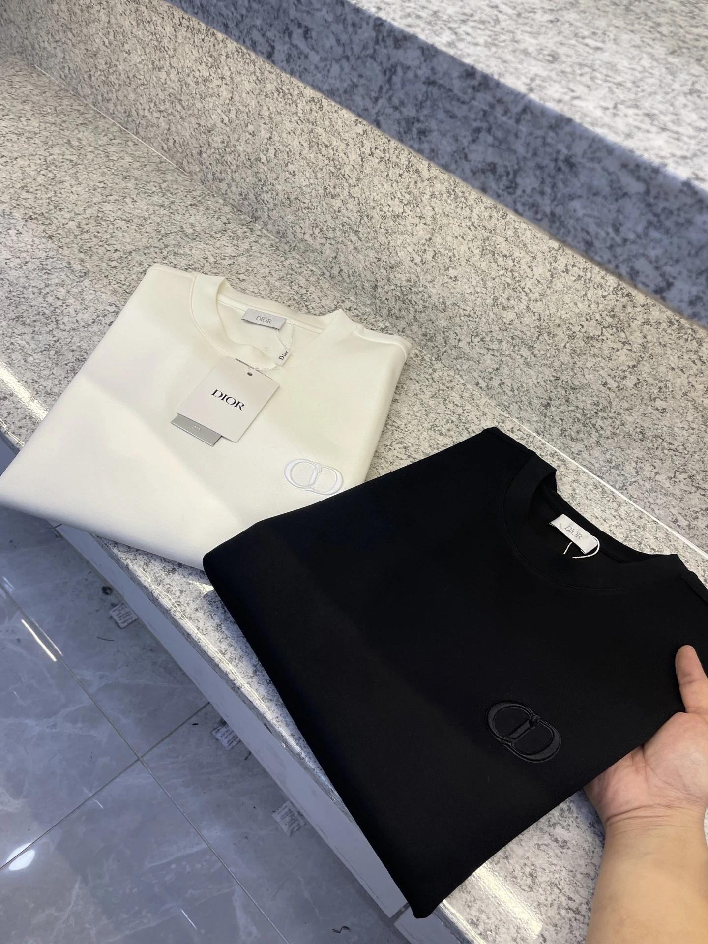 Dior T-Shirt — 16801751