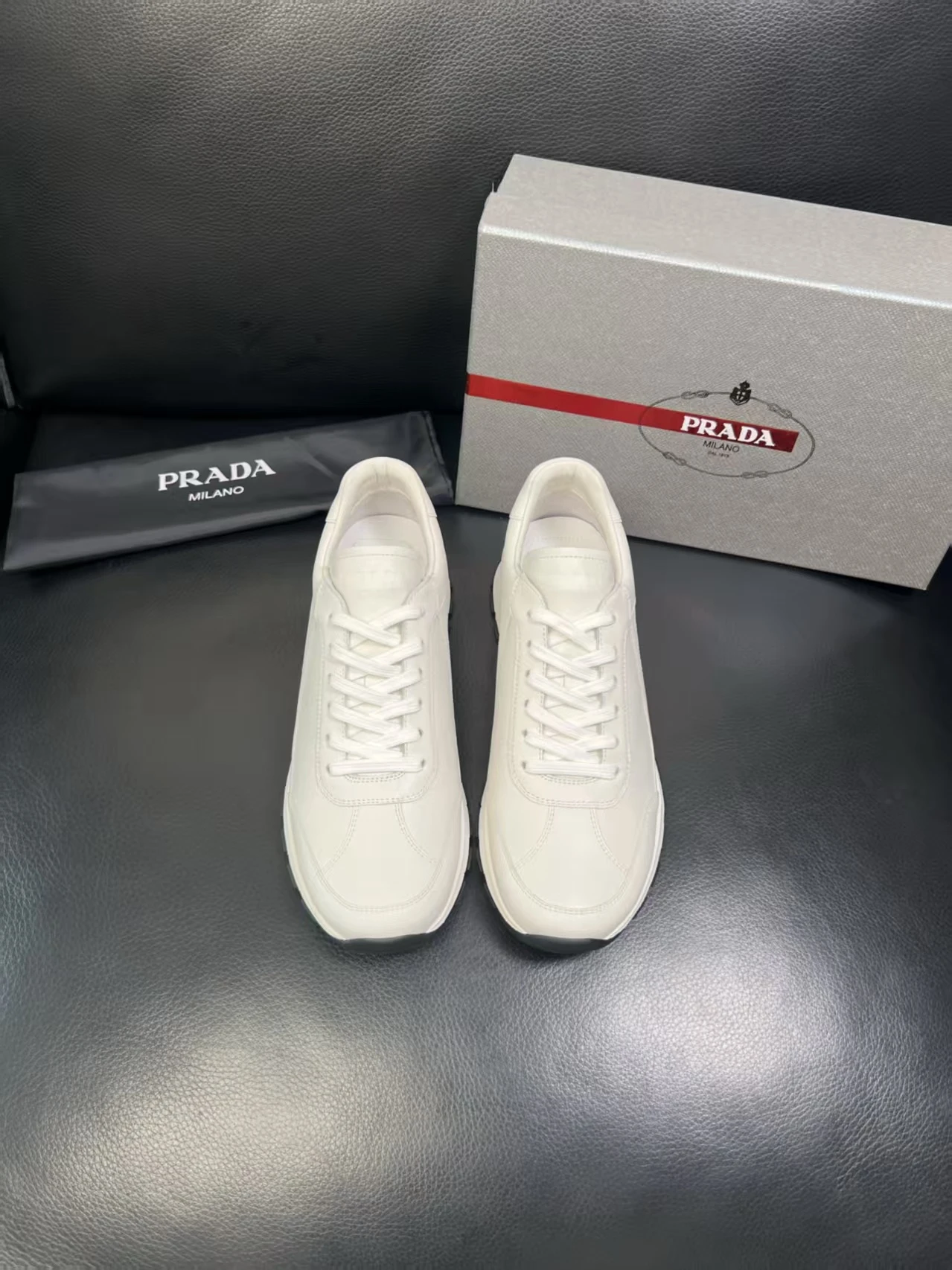 Prada Sneakers — dd07640f