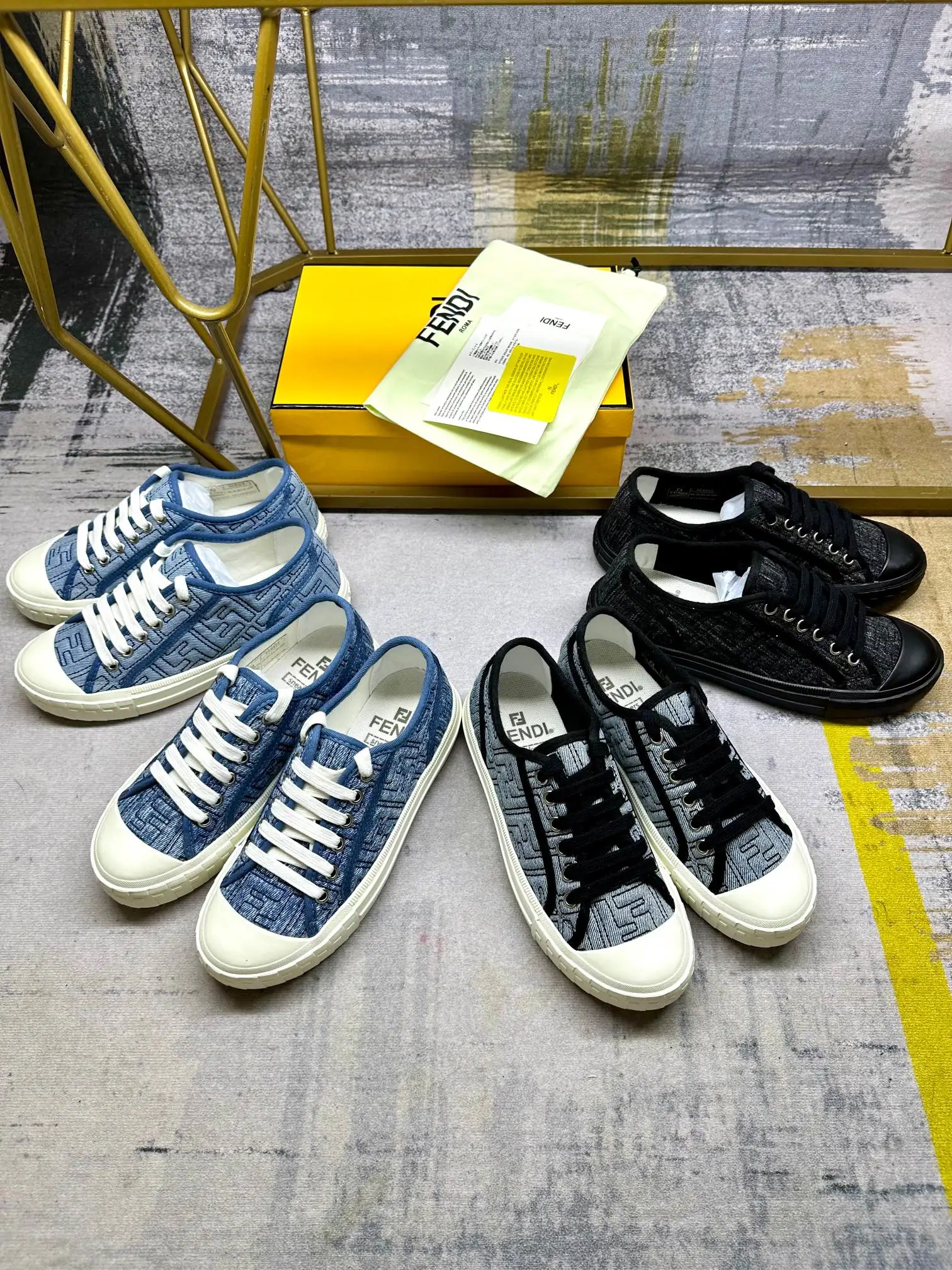 Fendi Sneakers — 04c0af61