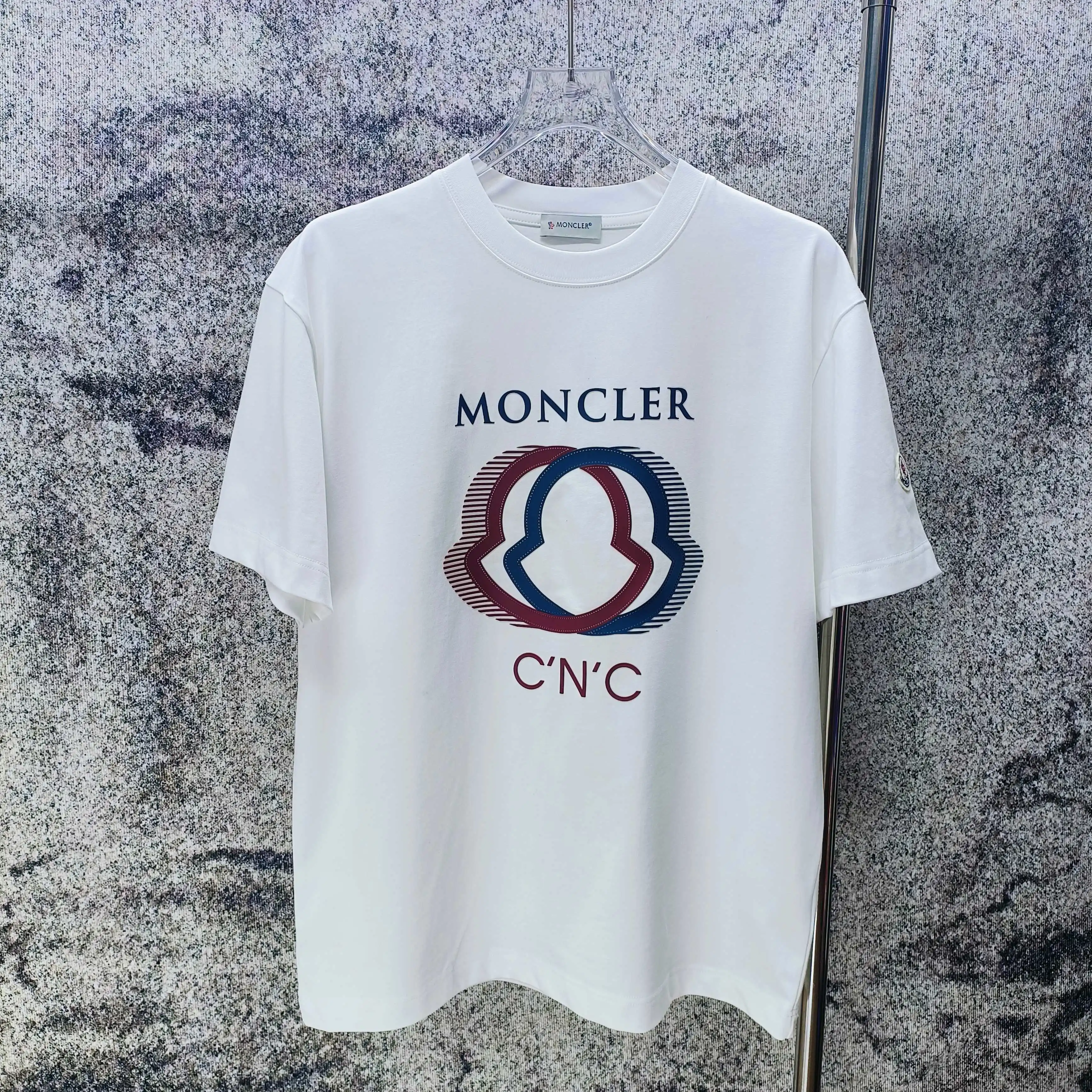 Moncler T-Shirt — 2ab9b806