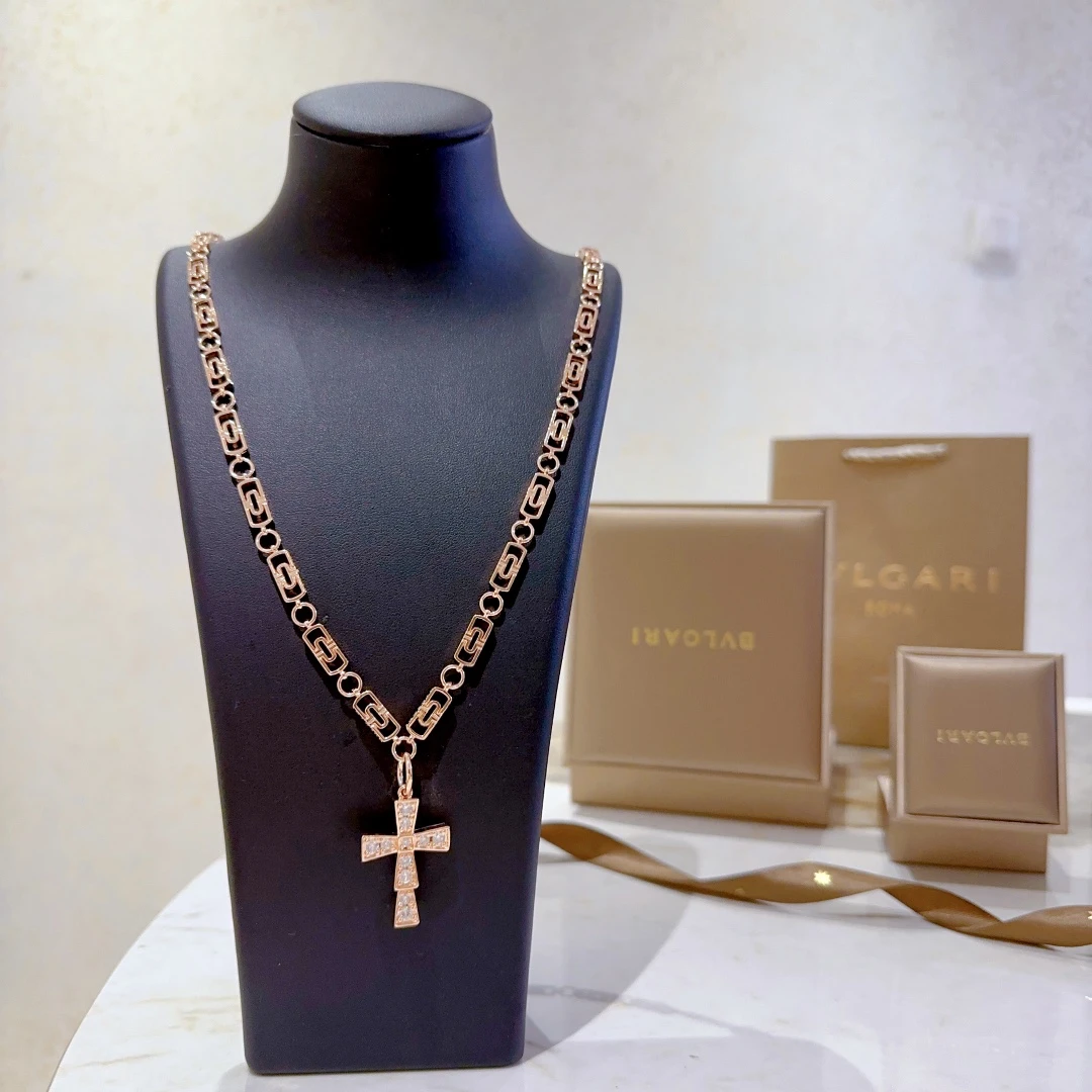 Bvlgari Jewellery — 8c0c627a