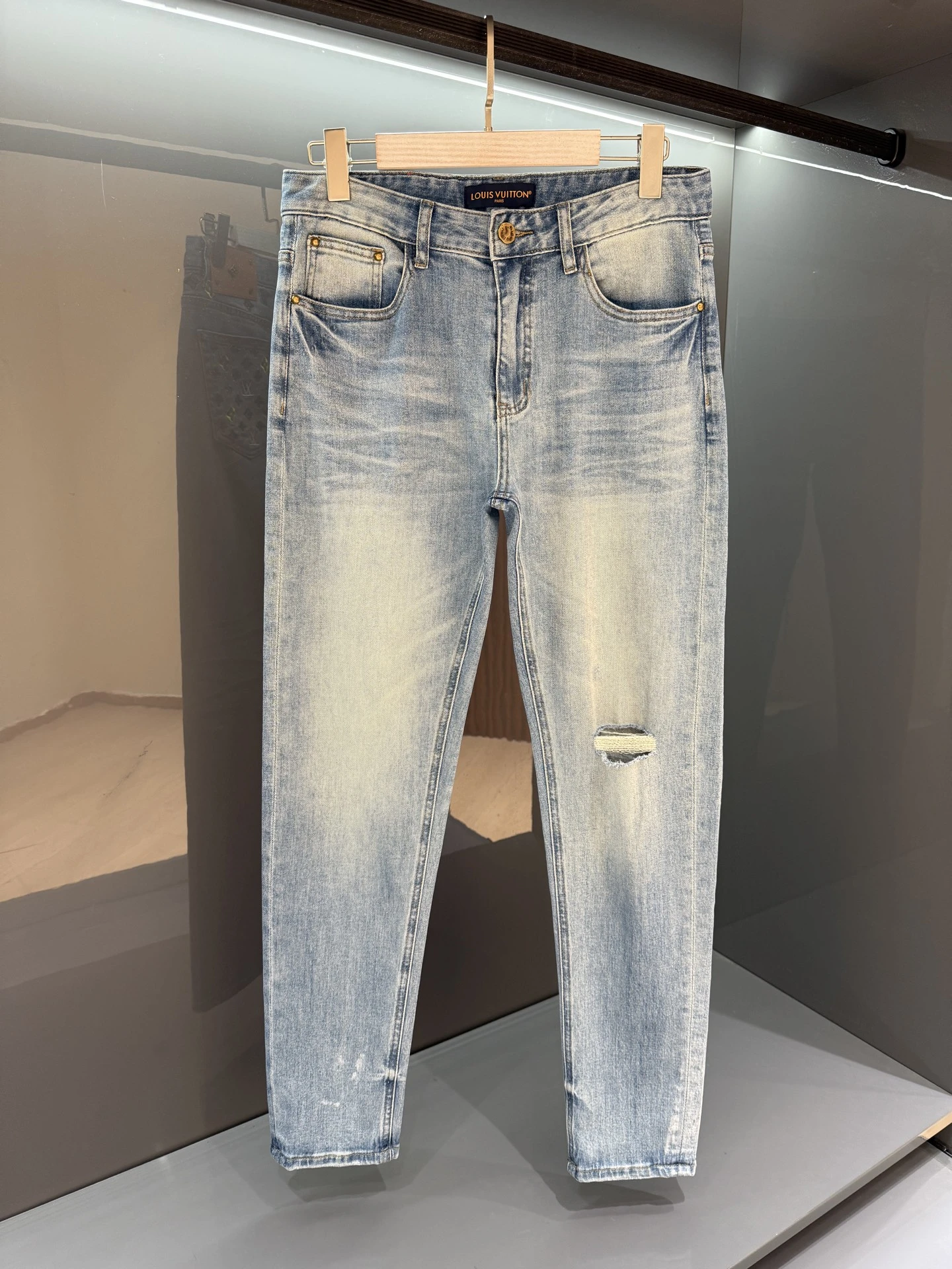 Jeans — 8f84c5e0
