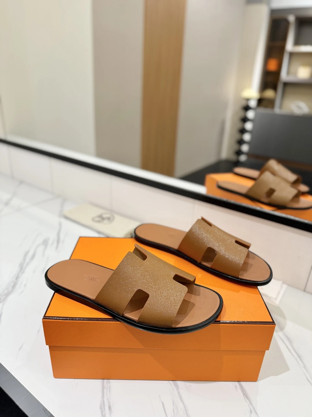 Hermès Slippers — 7bd8f4f0