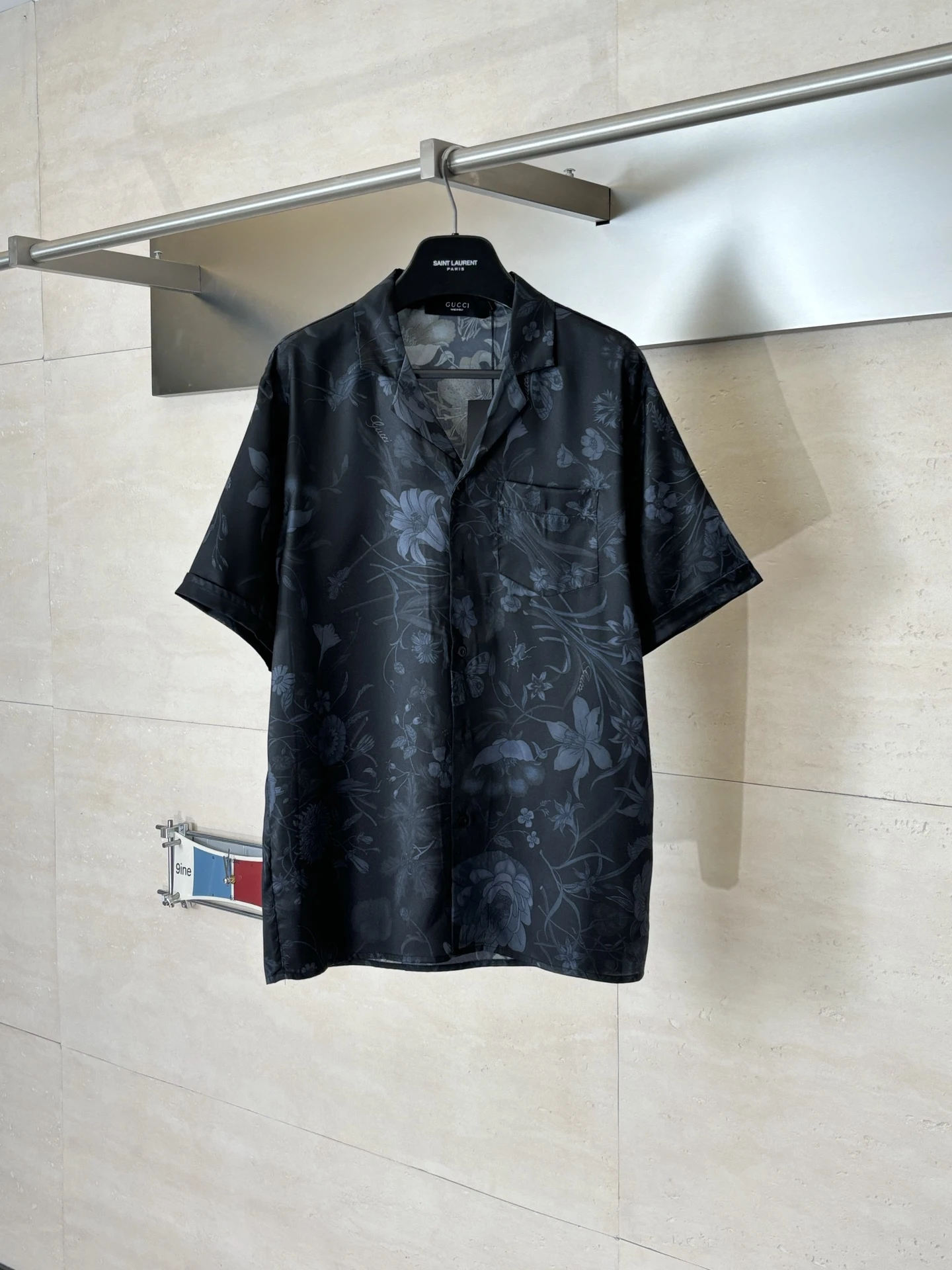 Gucci T-Shirt — 8c9661ec
