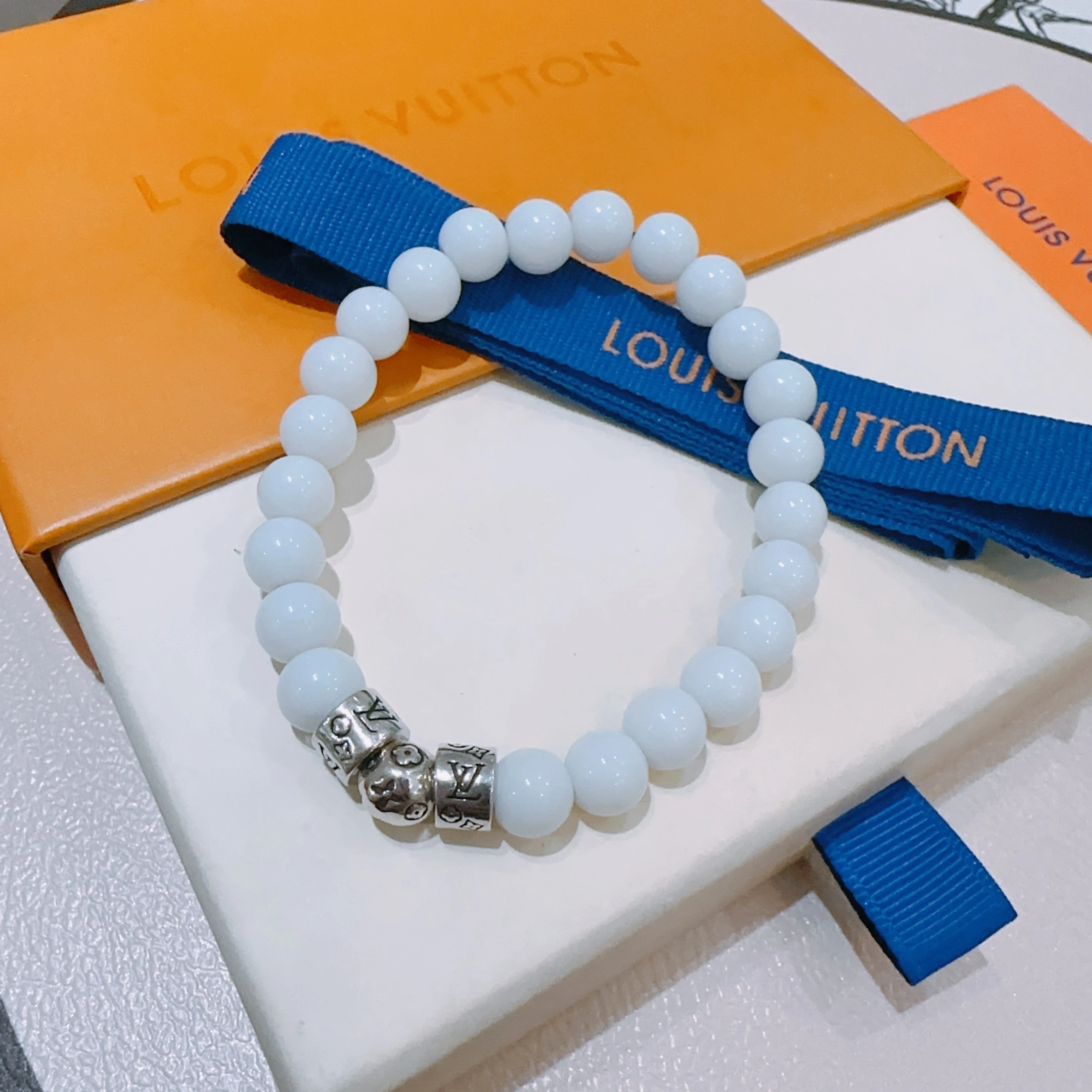 Louis Vuitton Bracelets — 175b27b4