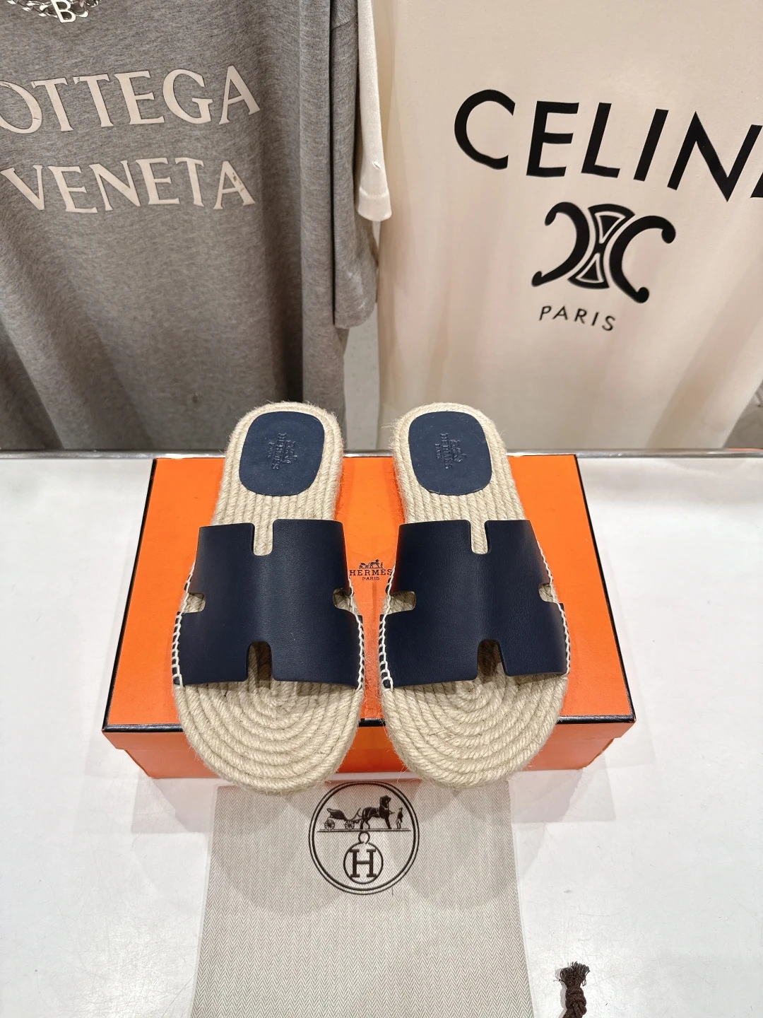 Hermès Slippers — 62488971