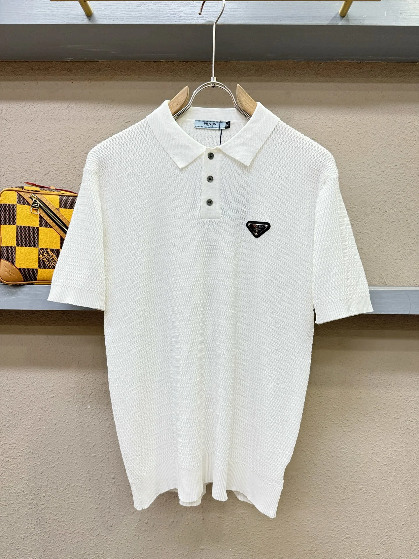 Prada T-Shirt — b8a837ed