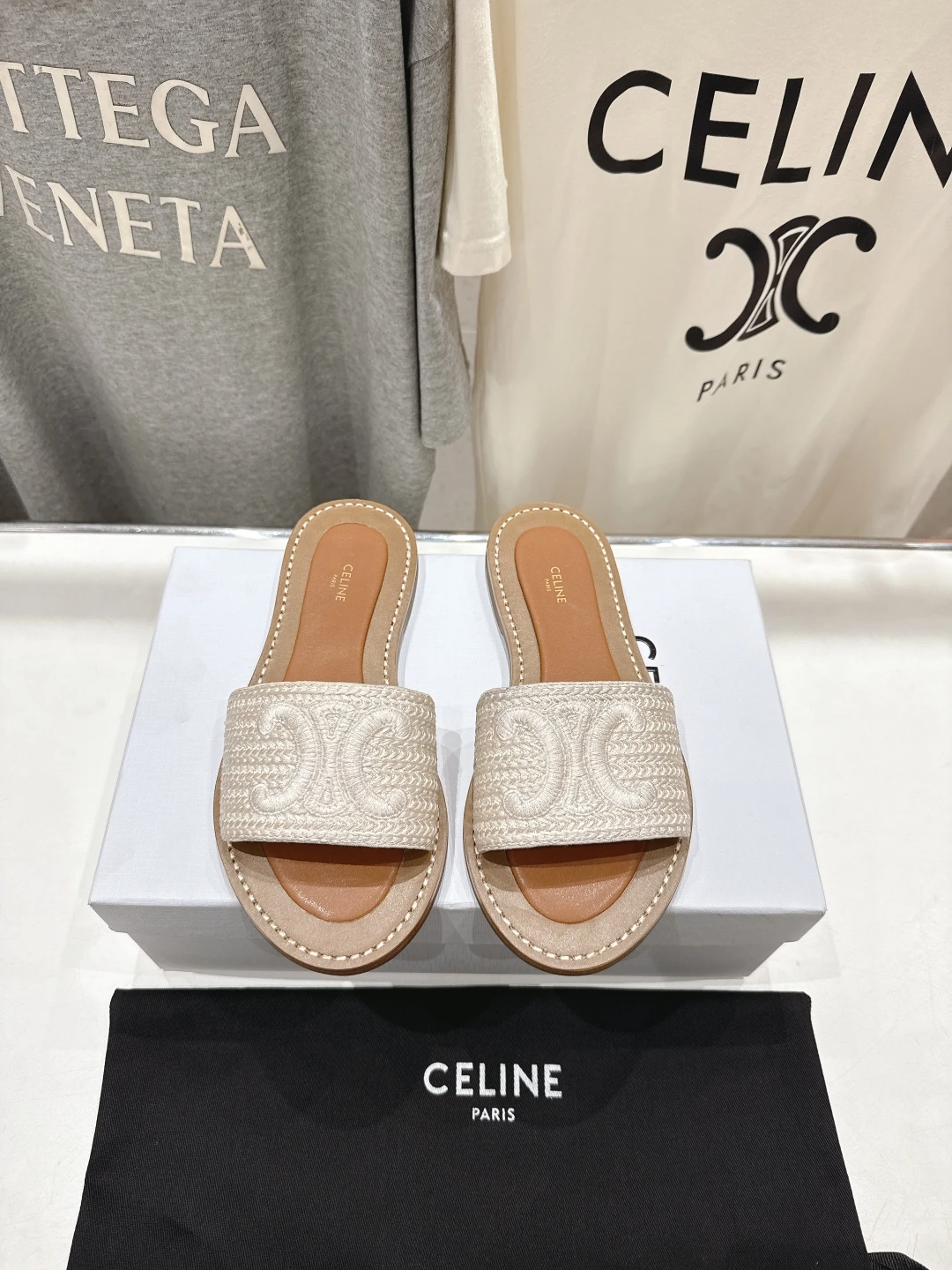 Celine Slippers — e824224c