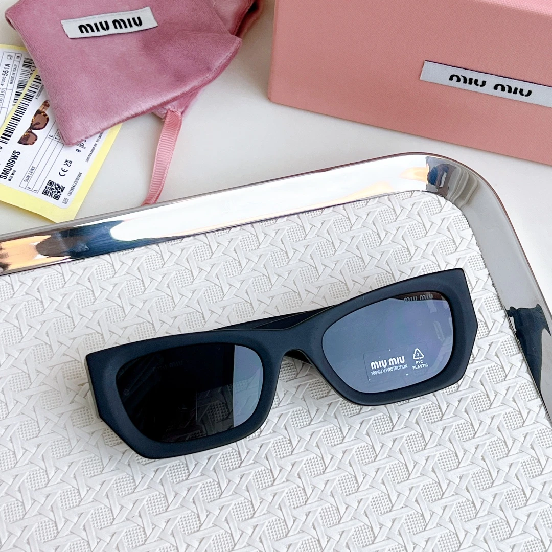 Miu Miu Eyewear — 86eb3100