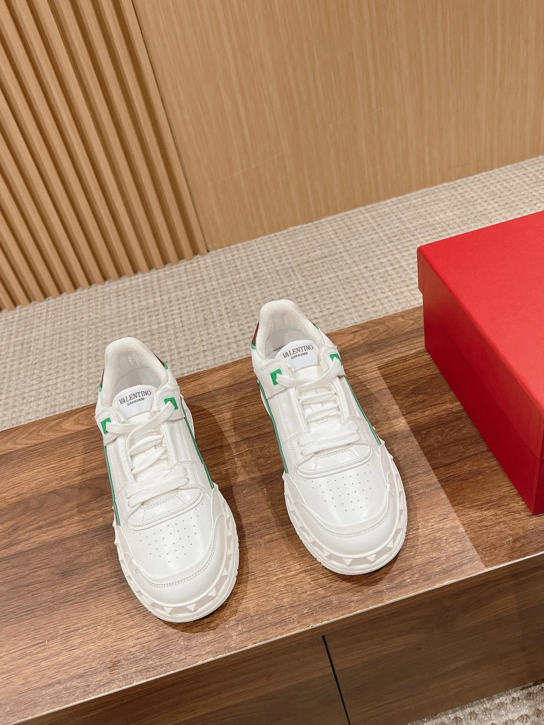 Valentino Sneakers — a54fbacc