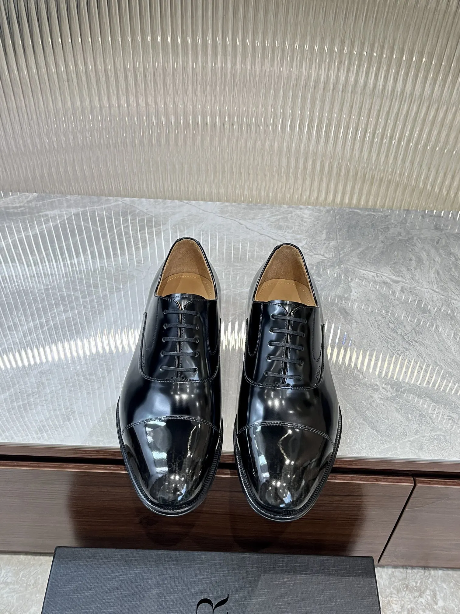 Dress Shoes — a5882907