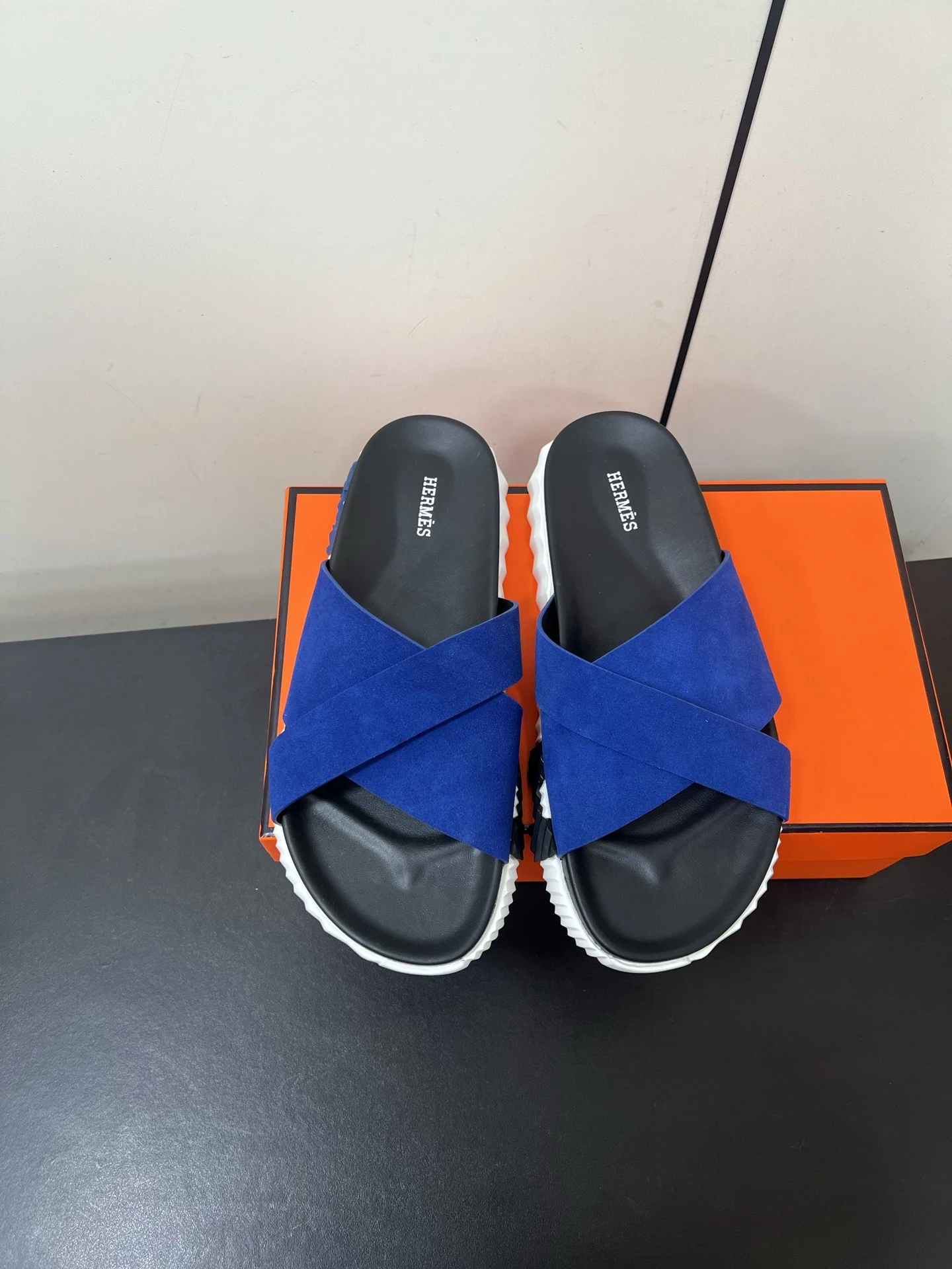 Hermès Slippers — 0c12f0cd