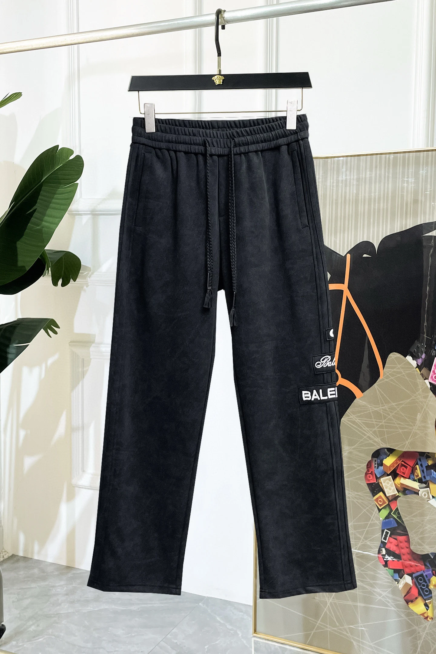 Balenciaga Trousers — 34b0a57f