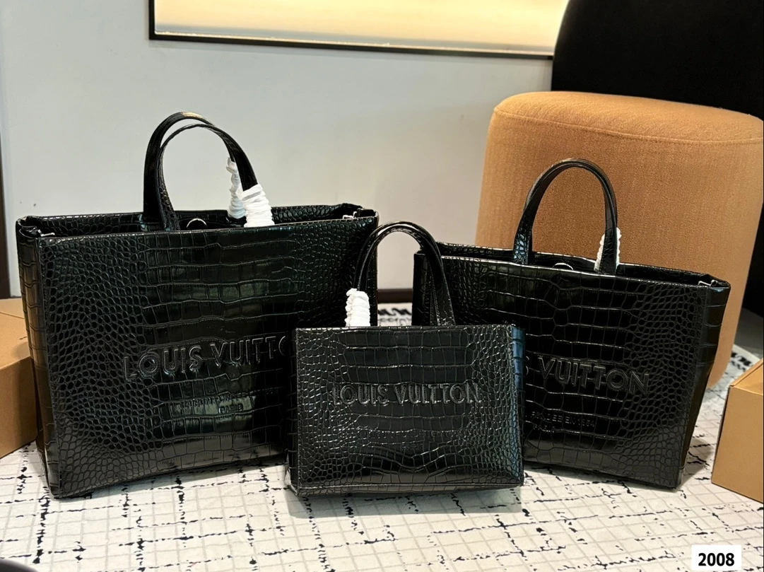 Louis Vuitton Bag — e0284c4b