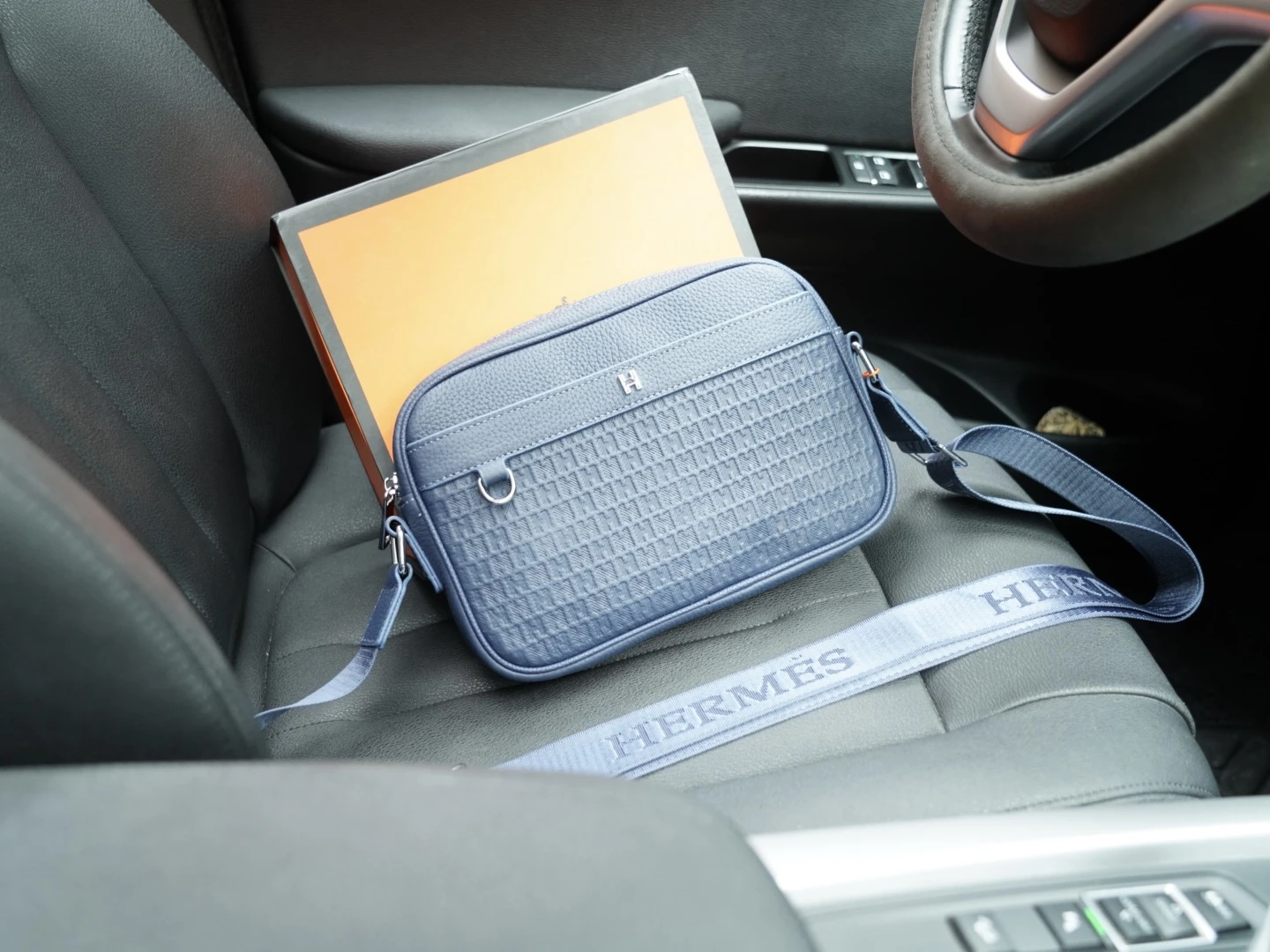 Hermès Bag — 3aace68b