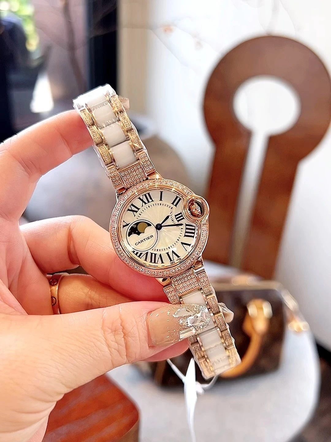 Cartier Watch — d8c1b88f