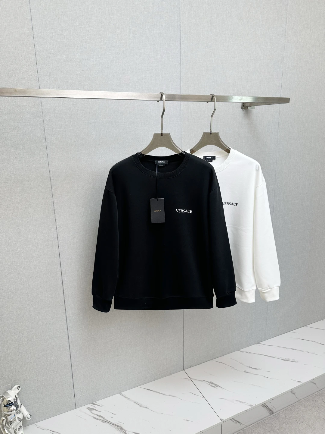 Sweatshirts — b0d17658