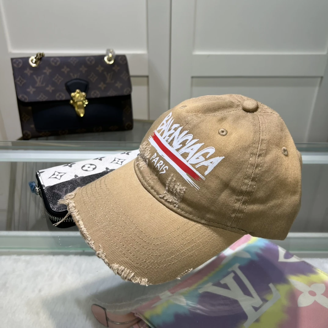 Balenciaga Hat — bb7f22c7