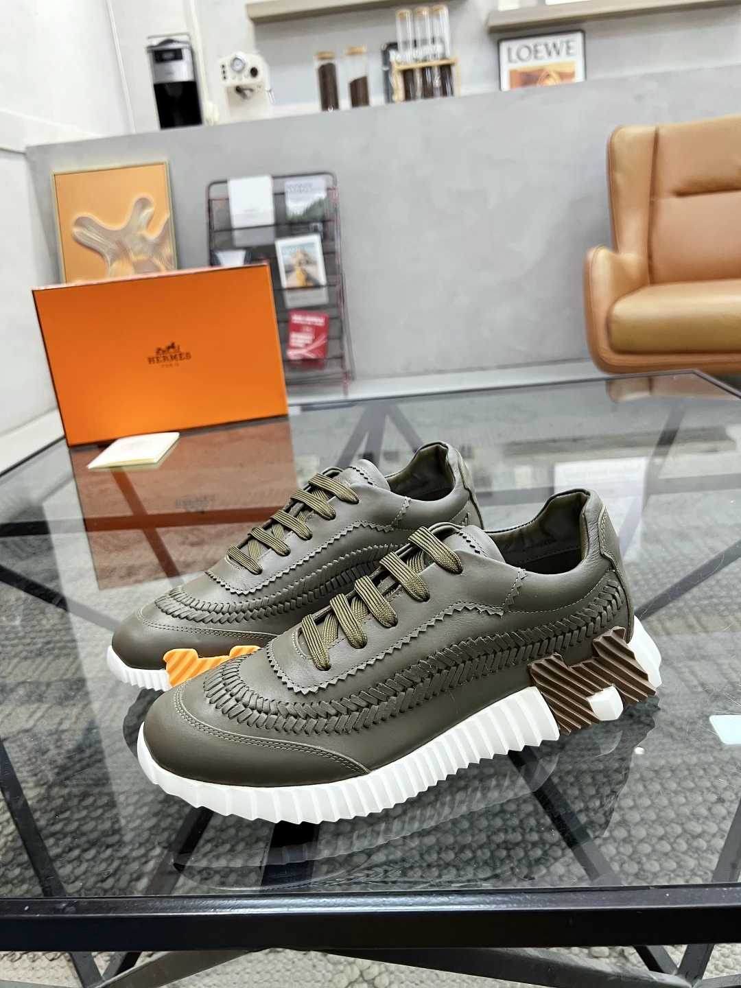 Hermès Sneakers — 60a6bdbc