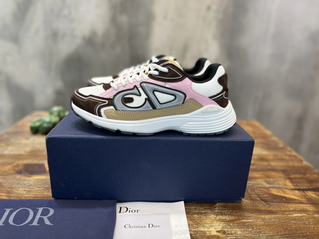 Dior Sneakers — 6fa54aec
