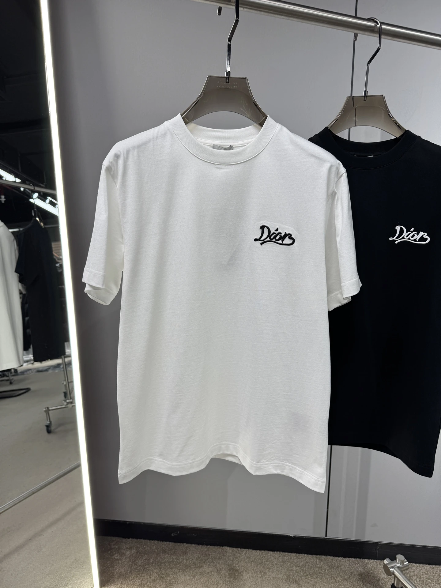 Dior T-Shirt — a1c7f200