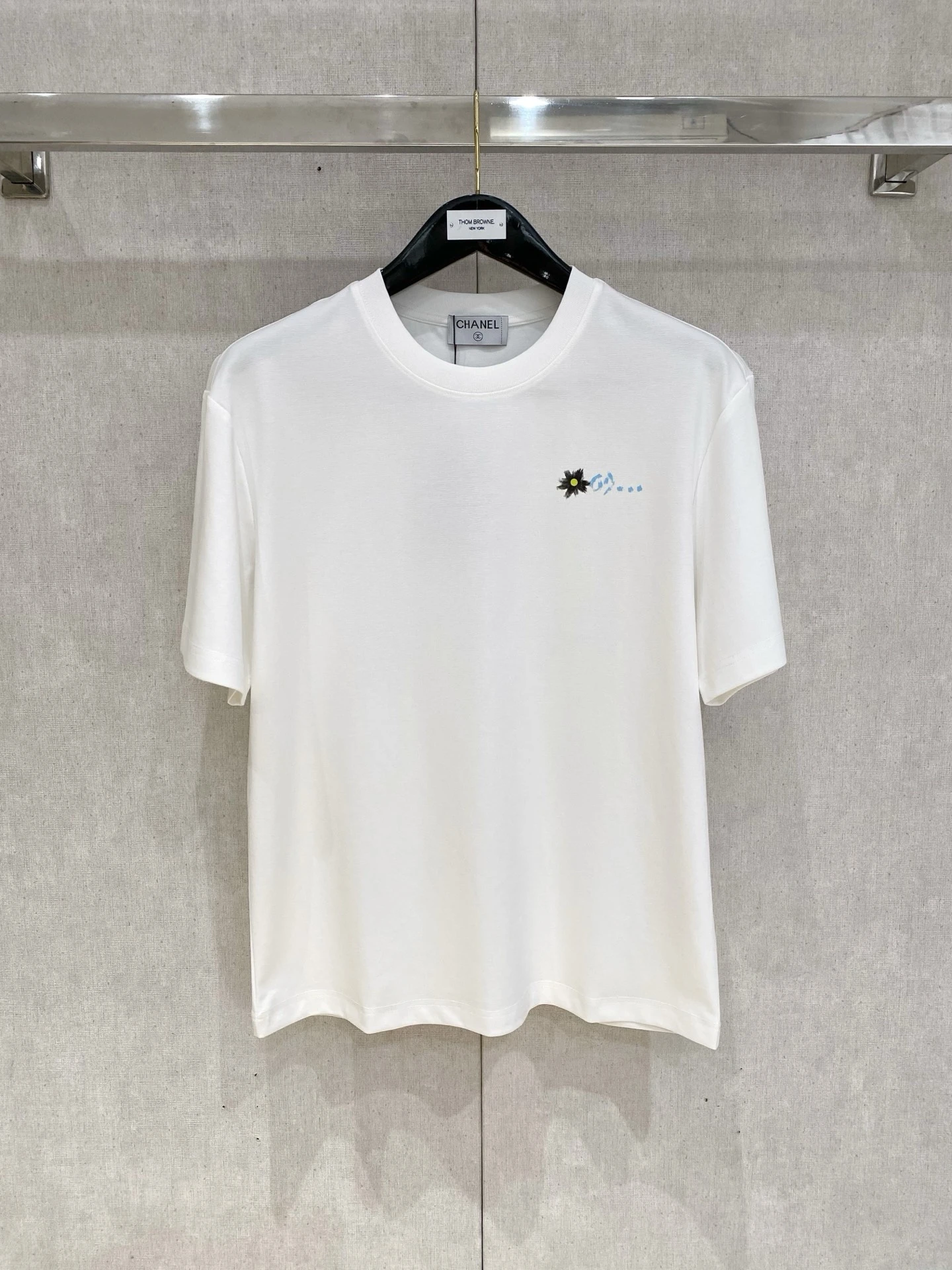 Chanel T-Shirt — 5b8b157b
