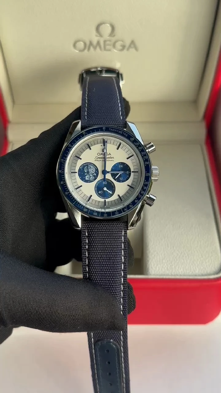 Omega Watch — 93cfb27d