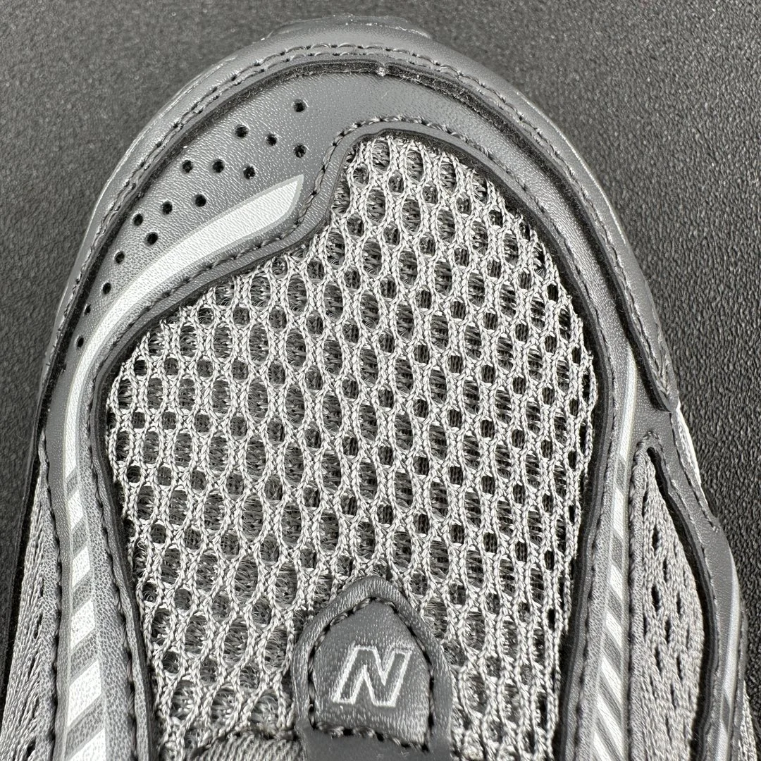 New Balance Shoes — 945e2734