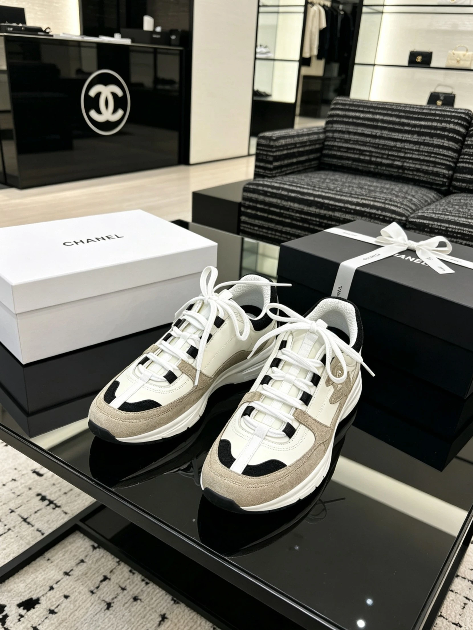 Chanel Sneakers — 2b952fd3