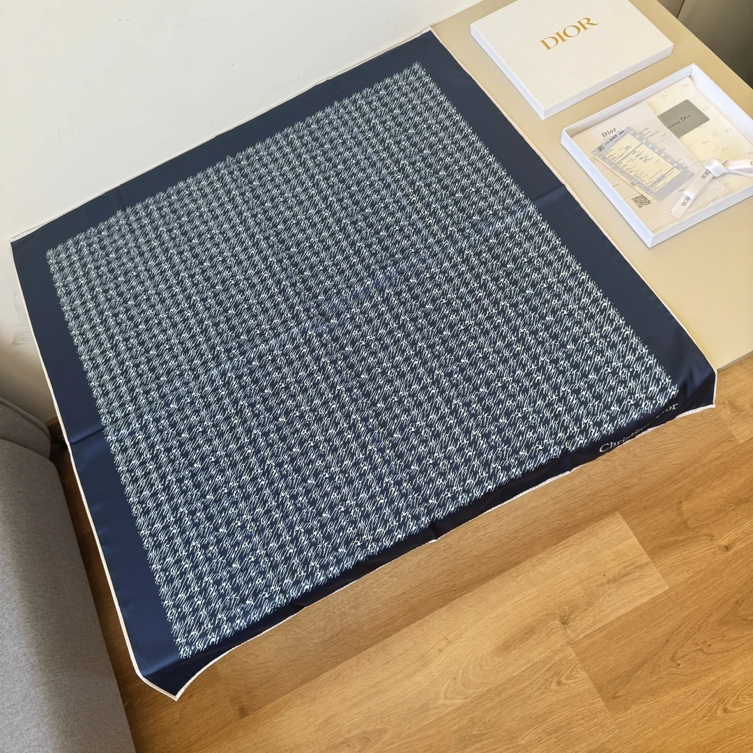 Dior Scarves — e85d40c2