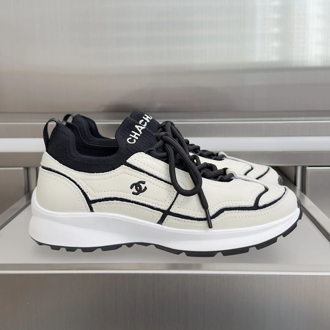 Chanel Sneakers — 3aba5551
