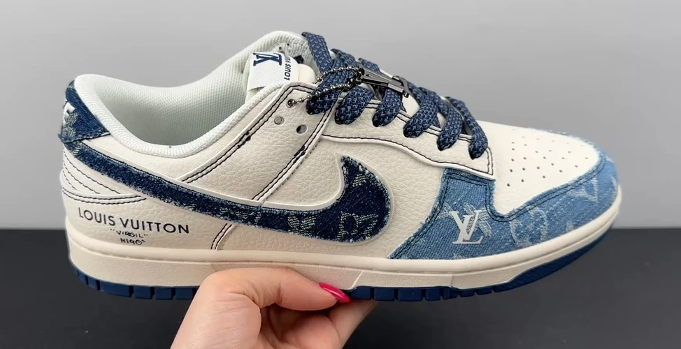 Nike Shoes — c1b2a005