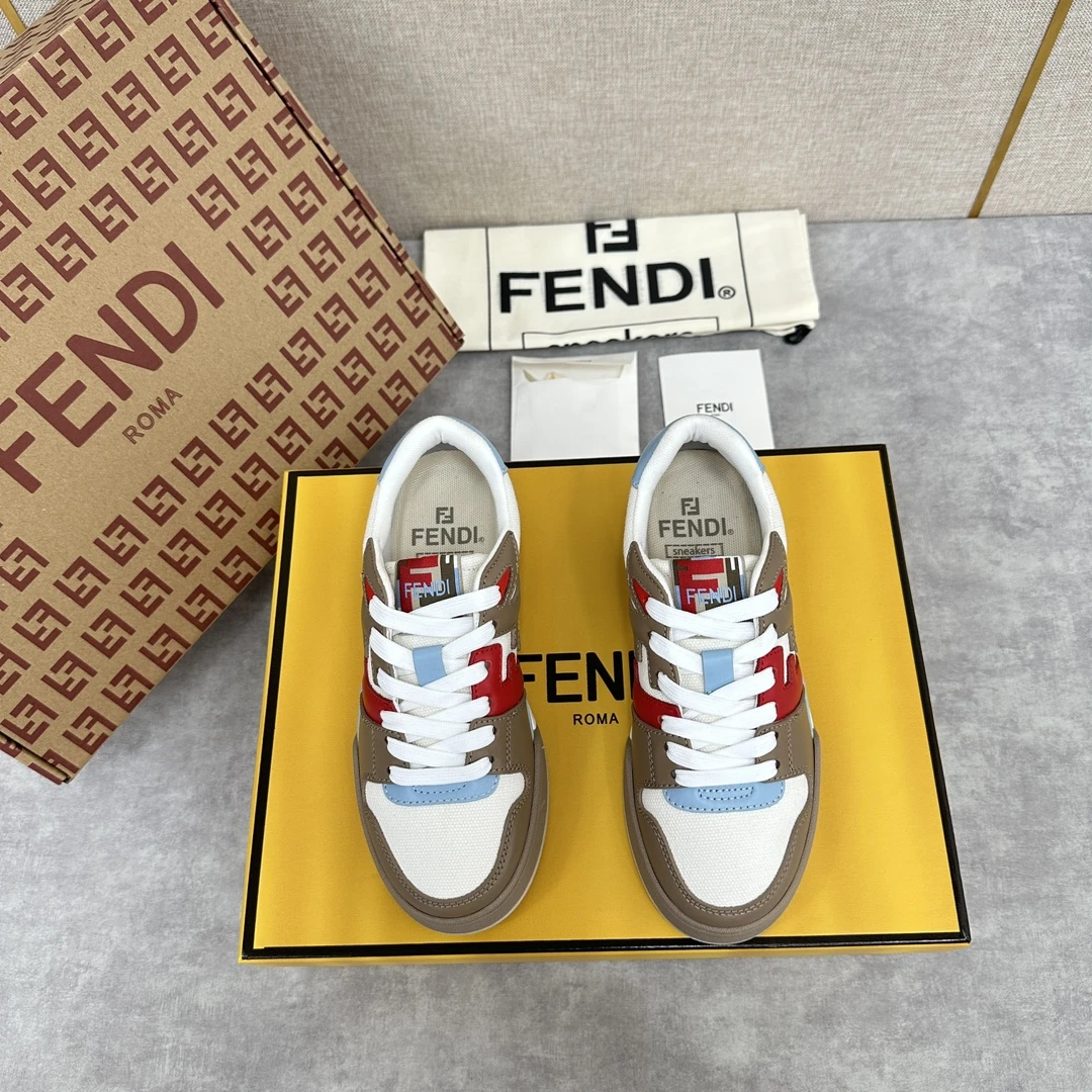 Fendi Sneakers — 8a0076a5