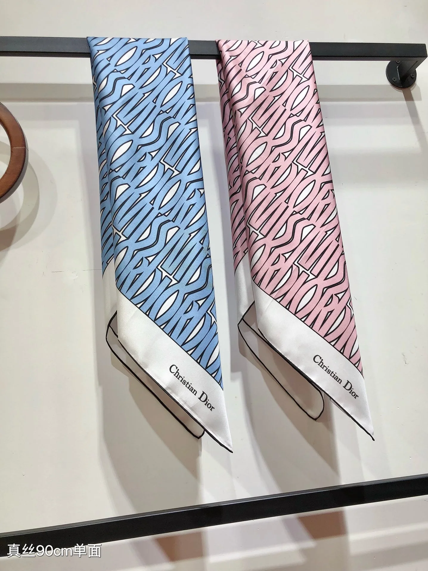 Dior Scarves — 15dff2b4