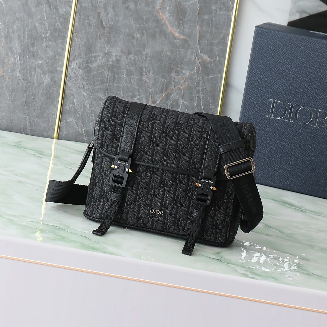 Dior Bag — aca03244