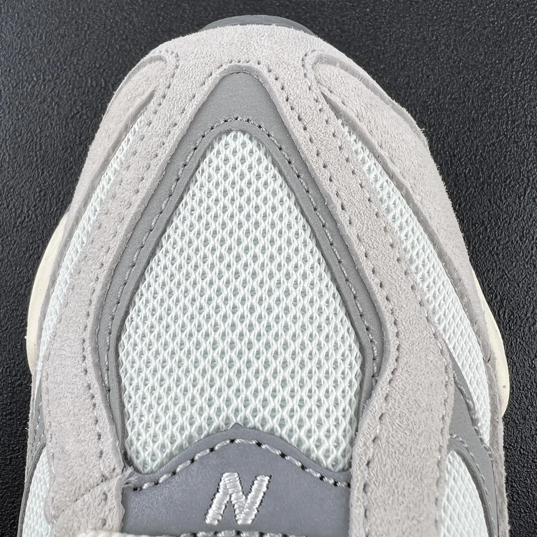New Balance Shoes — 2e85ba32