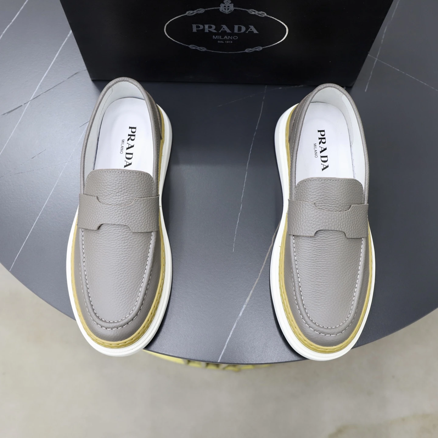 Prada Shoes — 81325a7c
