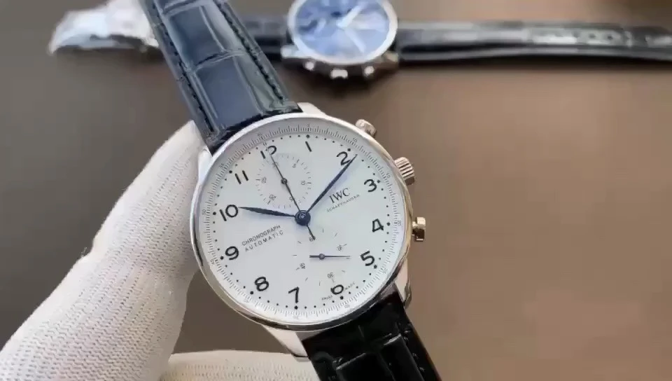 IWC Watch — 17476af0