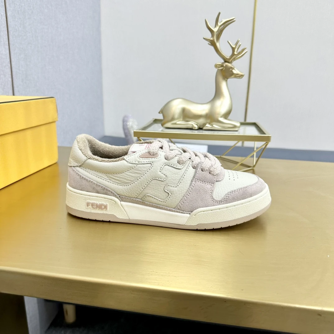 Fendi Sneakers — 4321e598