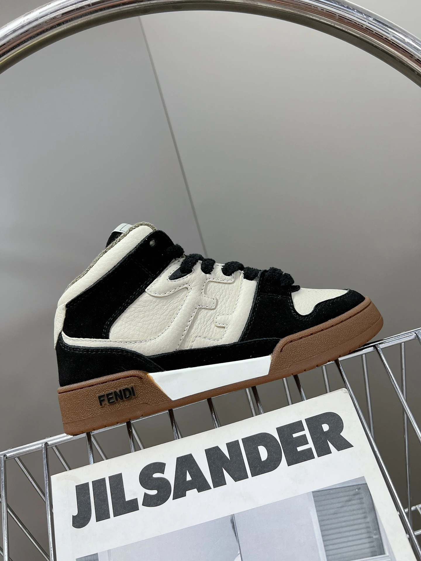 Fendi Sneakers — e9697ecf