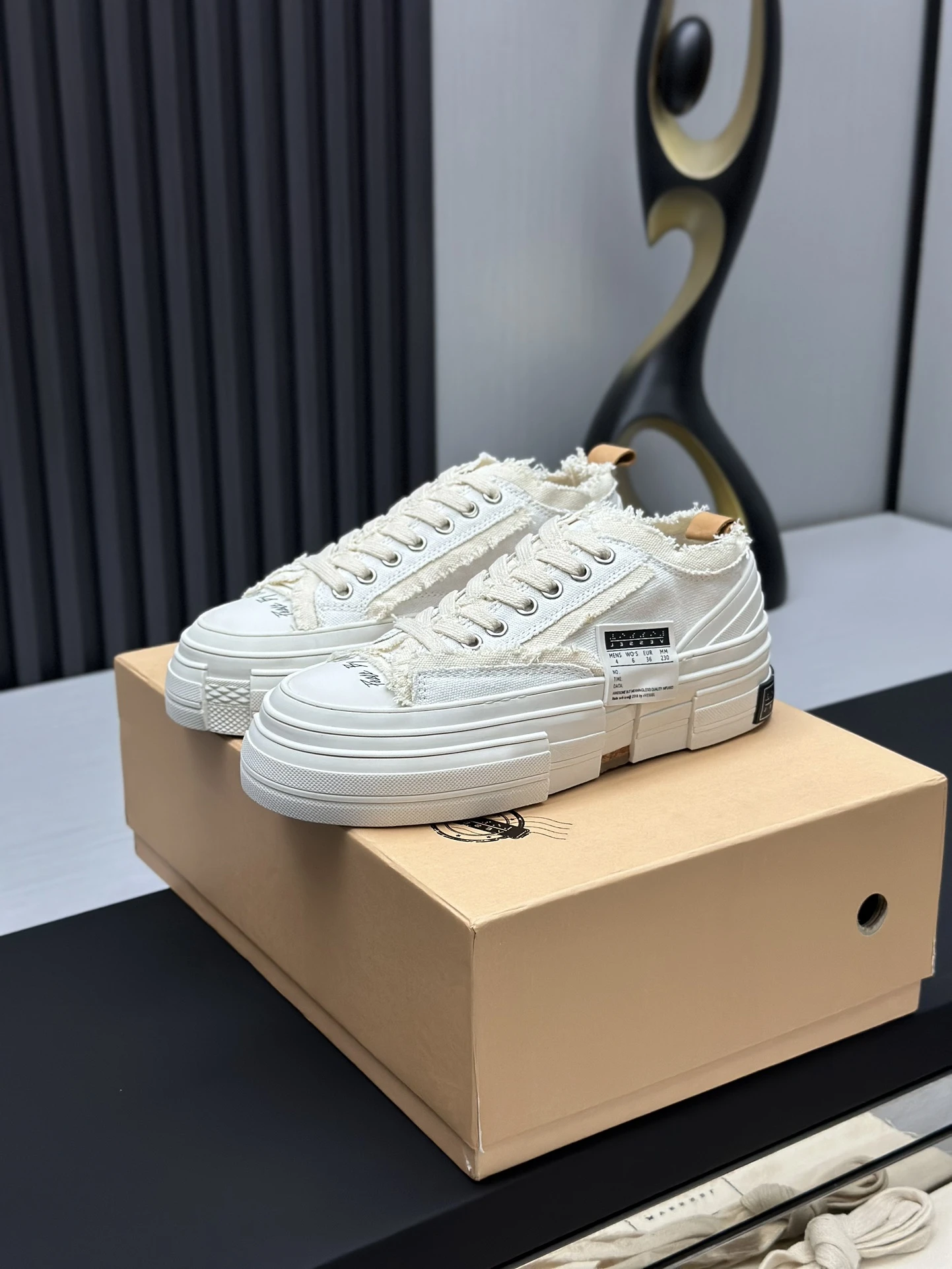 XVESSEL Sneakers — 6077b934