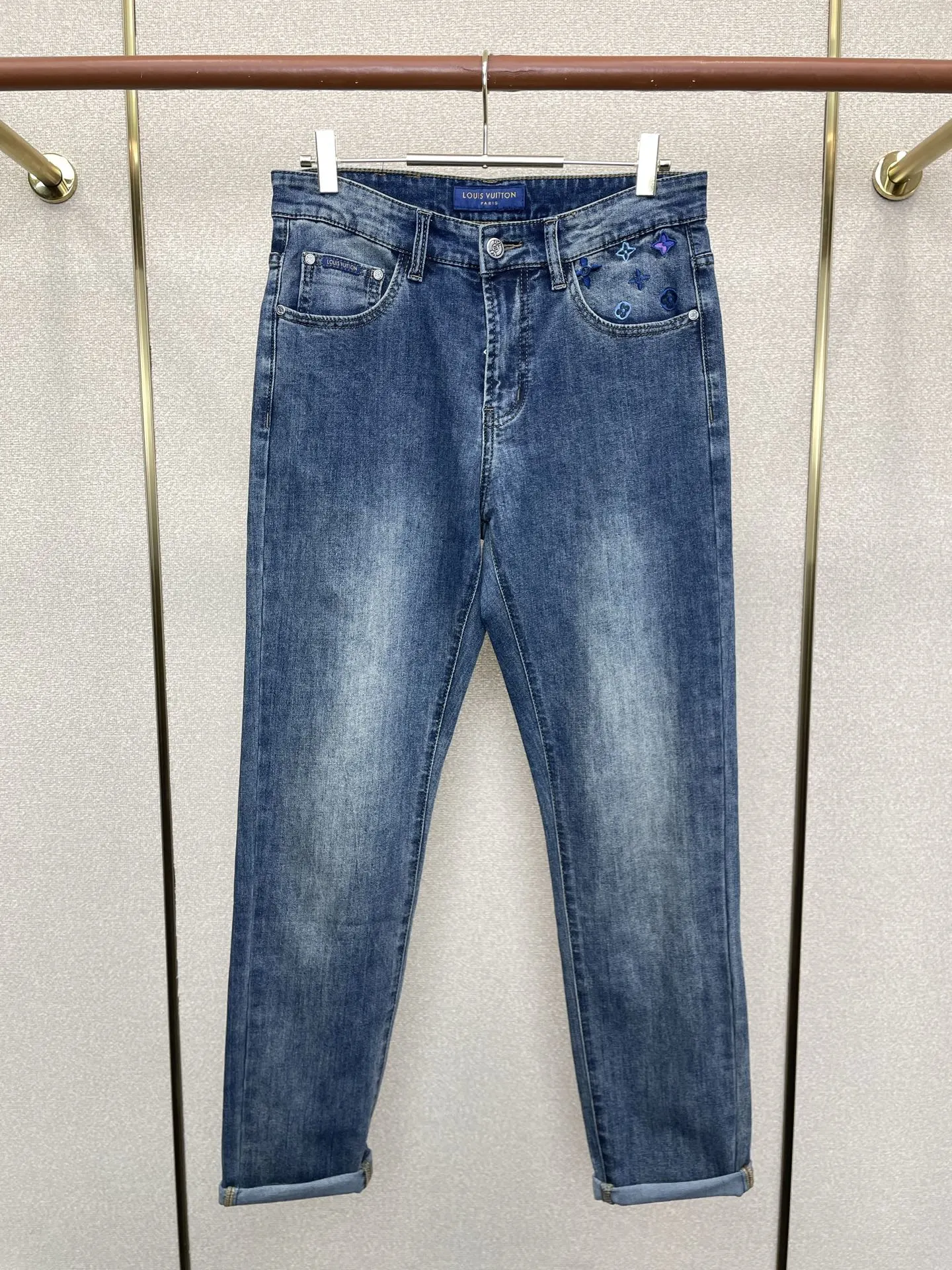 Louis Vuitton Jeans — f4a7e0b1