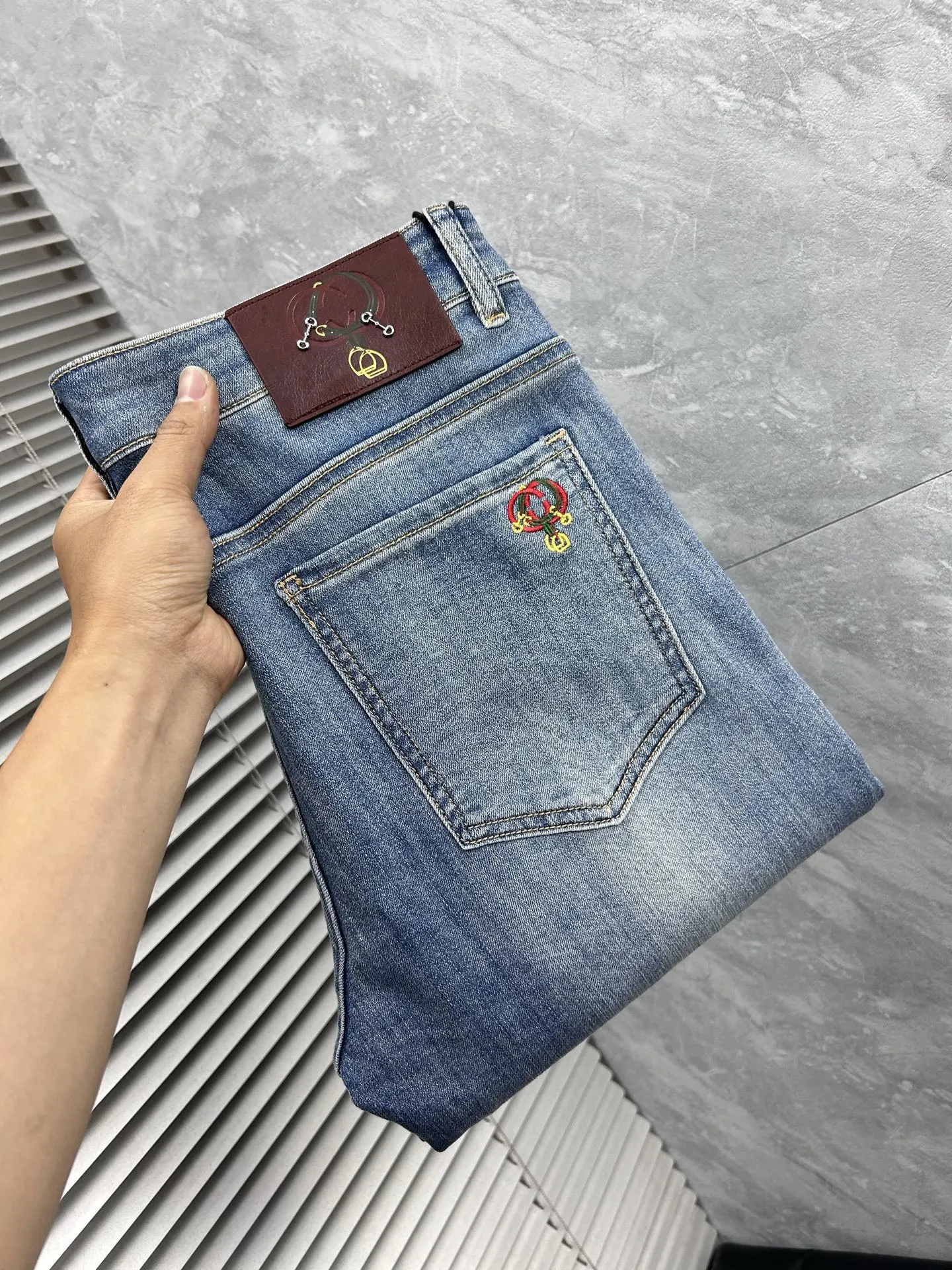 Jeans — 1485b45c