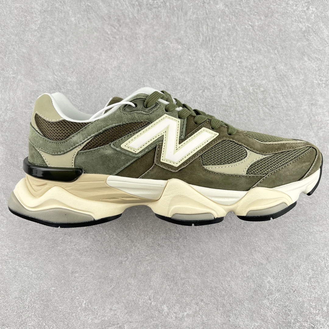 New Balance Sneakers — f44a51f6