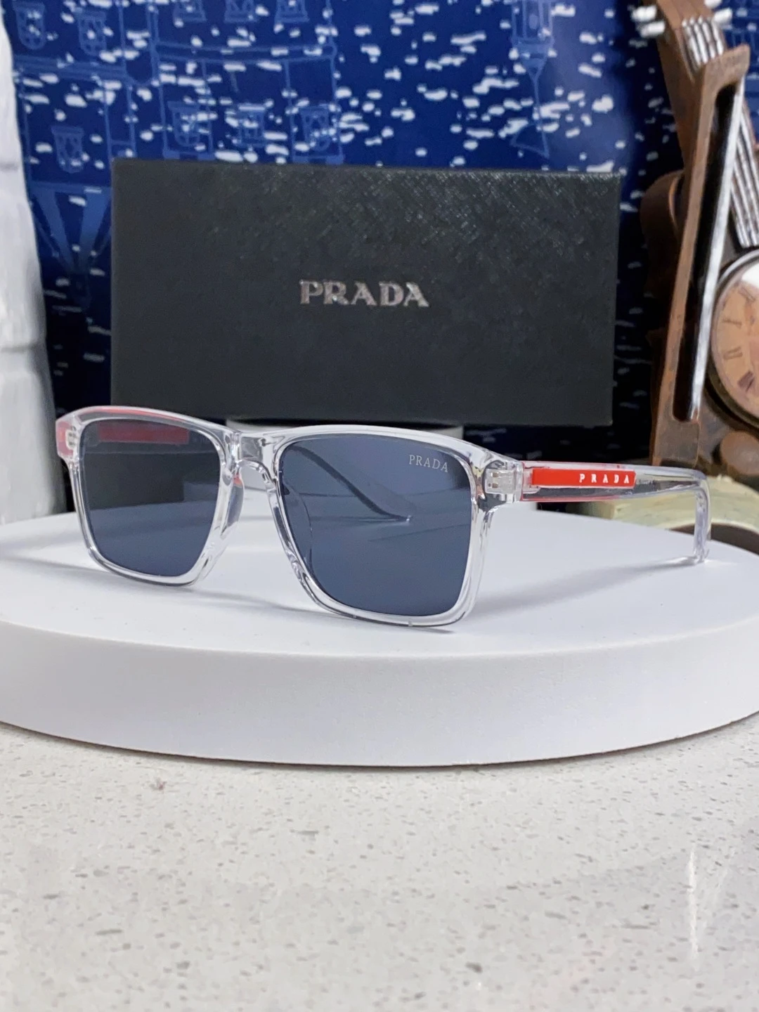 Prada Eyewear — 4285d68d