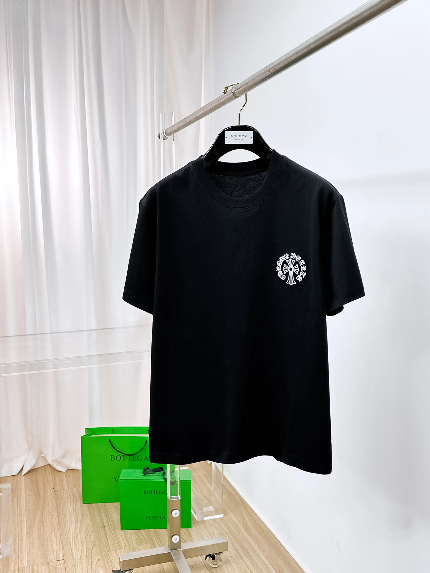 Balenciaga T-Shirt — 49342813